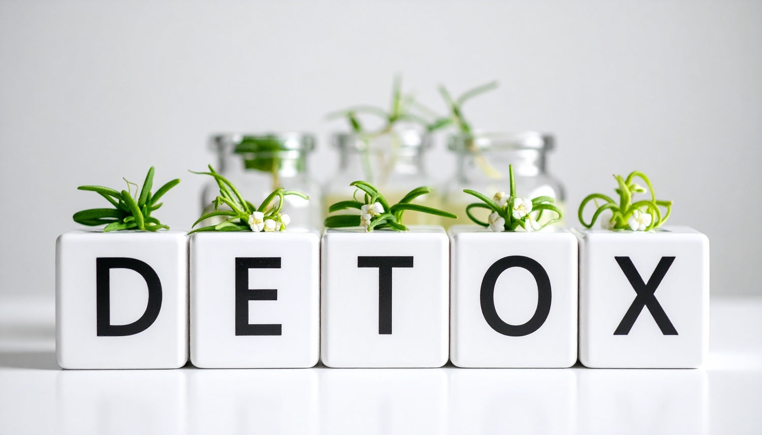 Jak przywrócić równowagę organizmu po świętach? DETOX - czyli 5 zasad domowego oczyszczania